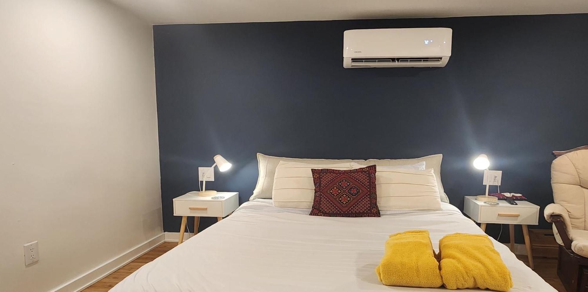 Private Studio Close To Downtown Райнбек Екстериор снимка
